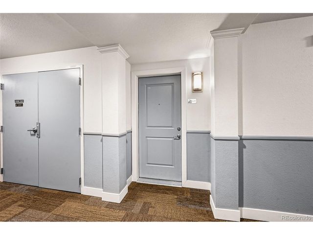 2240 N Clay St 204, Denver, CO 80211