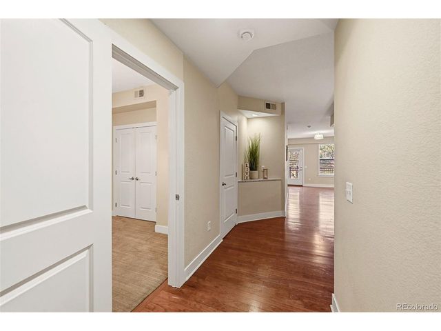 2240 N Clay St 204, Denver, CO 80211