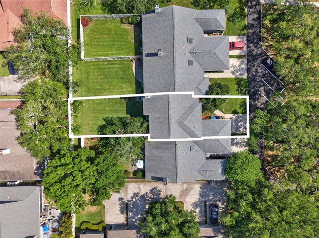 713 CAYA COSTA COURT NE, St Petersburg, FL 33702