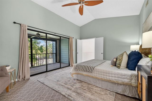 713 CAYA COSTA COURT NE, St Petersburg, FL 33702