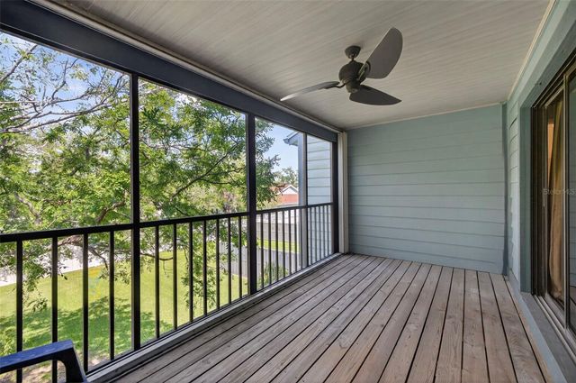 713 CAYA COSTA COURT NE, St Petersburg, FL 33702