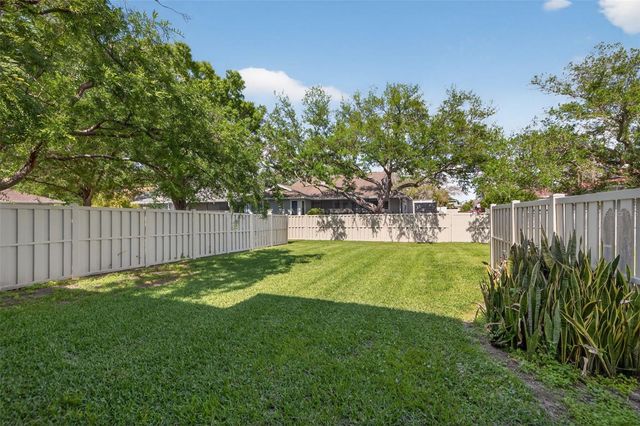 713 CAYA COSTA COURT NE, St Petersburg, FL 33702