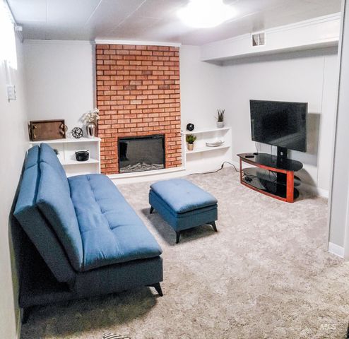 814 N Baker St, Boise, ID 83706