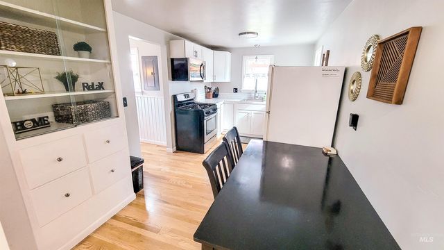 814 N Baker St, Boise, ID 83706
