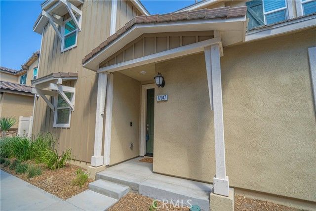 17047 Zion Dr., Canyon Country (santa Clarita), CA 91387