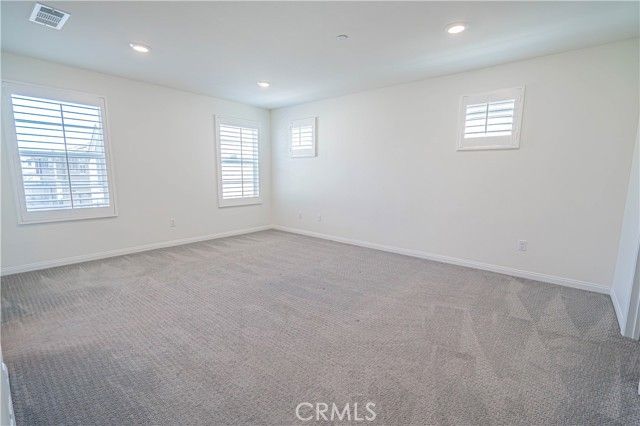 17047 Zion Dr., Canyon Country (santa Clarita), CA 91387