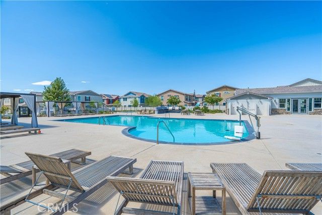 17047 Zion Dr., Canyon Country (santa Clarita), CA 91387