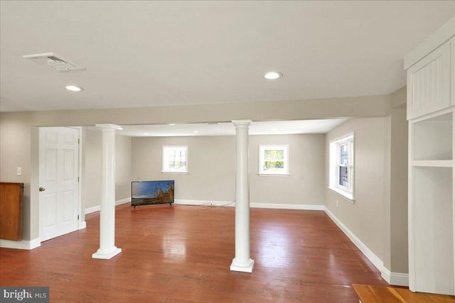 2236 HOPEWELL RD, Elverson, PA 19520