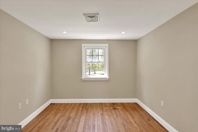 2236 HOPEWELL RD, Elverson, PA 19520
