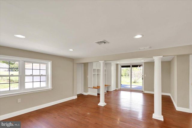 2236 HOPEWELL RD, Elverson, PA 19520