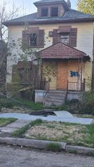 352 HIGHLAND Street, Highland Park, MI 48203