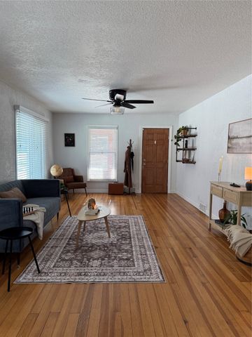 4339 Ovid Avenue, Des Moines, IA 50310