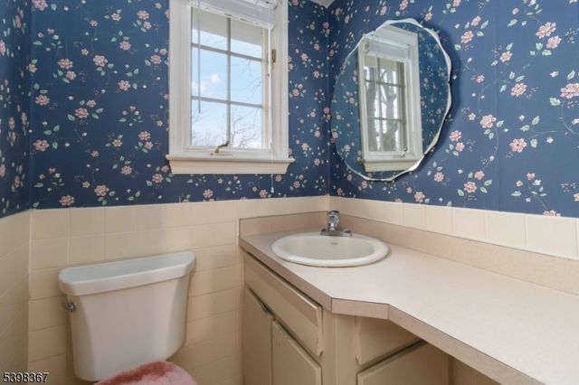 131 Van Houton Ave, Chatham Twp., NJ 07928