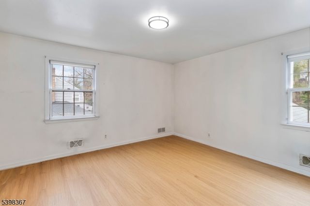 131 Van Houton Ave, Chatham Twp., NJ 07928