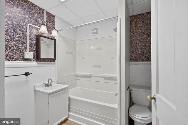 341 E WALNUT ST, Lancaster, PA 17602