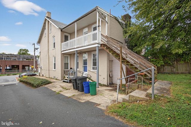 341 E WALNUT ST, Lancaster, PA 17602