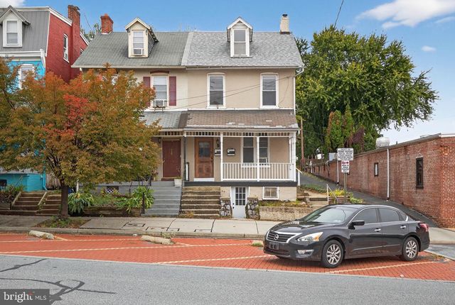 341 E WALNUT ST, Lancaster, PA 17602