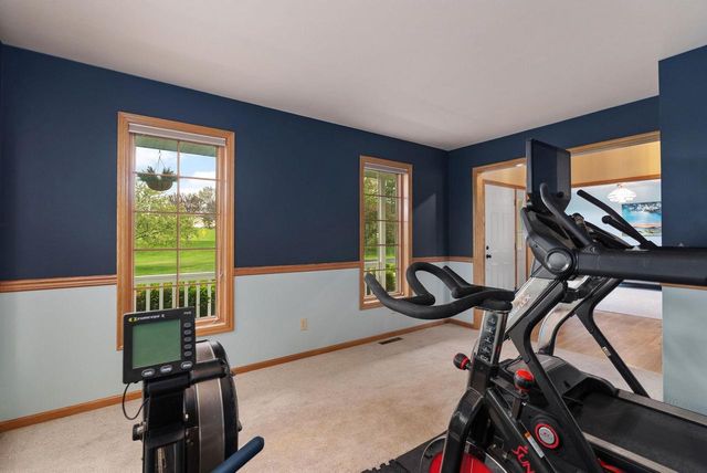 5 Shady Willow Road, Brooklyn, WI 53521
