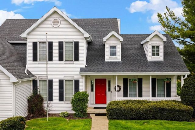 5 Shady Willow Road, Brooklyn, WI 53521