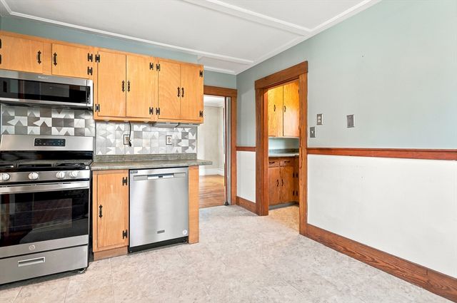 159 Olive Ave, Lawrence, MA 01841