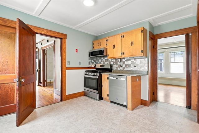 159 Olive Ave, Lawrence, MA 01841