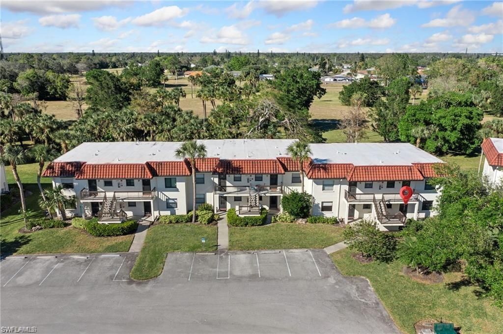 4198 27th CT SW 106, Naples, FL 34116