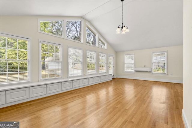 1576 Rainier Falls Drive NE, Atlanta, GA 30329