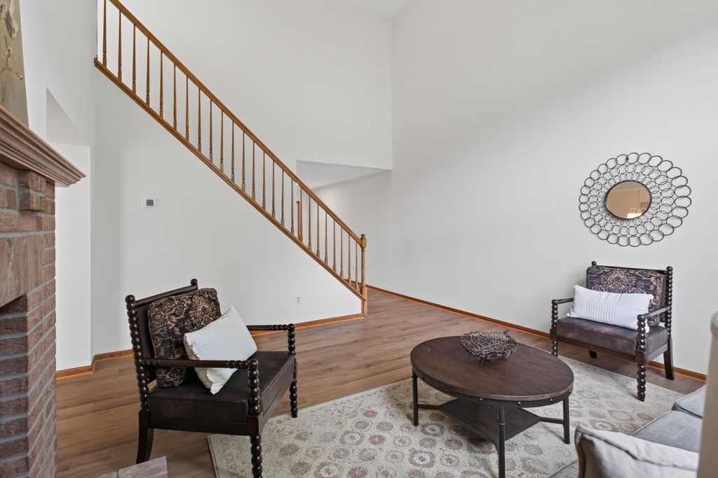 1915 Furness Street, Maplewood, MN 55109 — photo 3