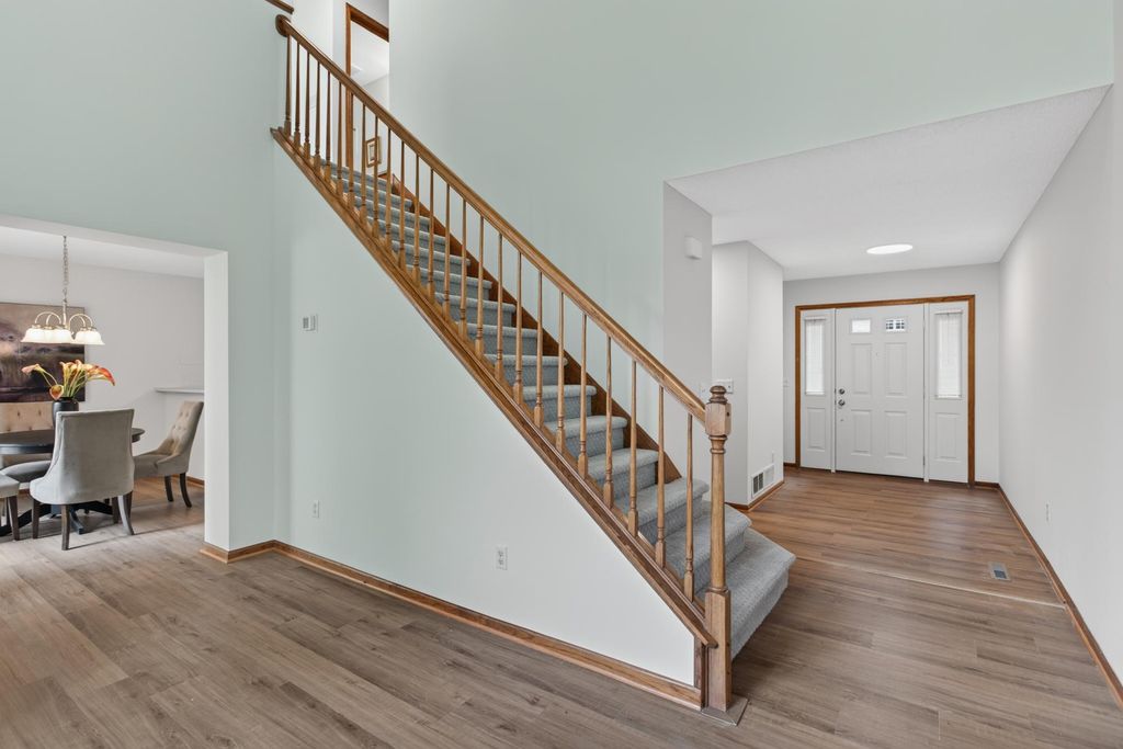 1915 Furness Street, Maplewood, MN 55109 — photo 4