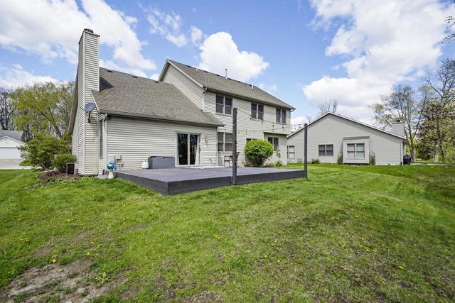 12135 32nd AVENUE, Pleasant Prairie, WI 53158
