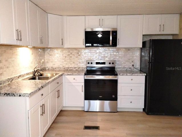 9283 DENMARSH DRIVE, Brooksville, FL 34613