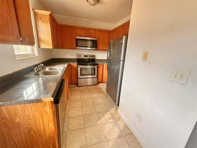 725 Wheel House Lane B, Monroe, GA 30655