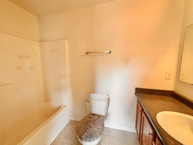 725 Wheel House Lane B, Monroe, GA 30655