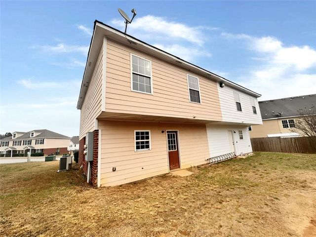 725 Wheel House Lane B, Monroe, GA 30655