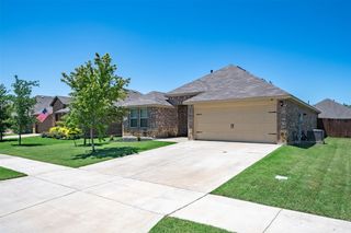 397 War Emblem Lane, Waxahachie, TX 75165