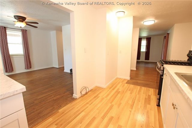 11438 Coal River Road, St Albans, WV 25177
