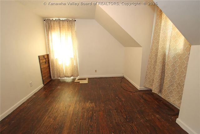 11438 Coal River Road, St Albans, WV 25177