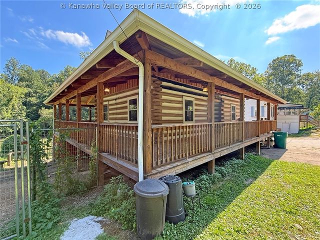 11438 Coal River Road, St Albans, WV 25177