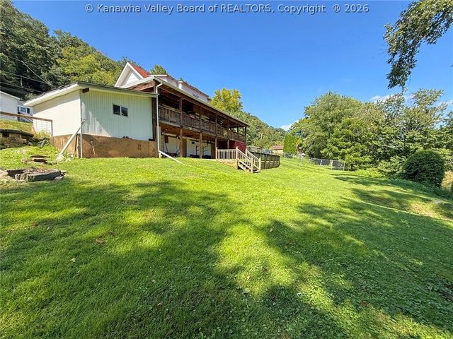 11438 Coal River Road, St Albans, WV 25177