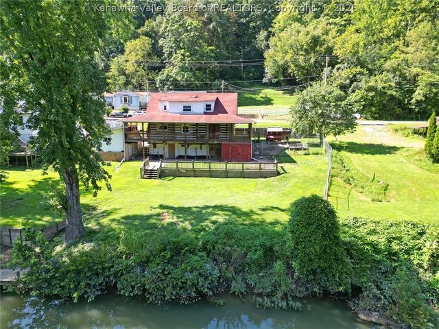 11438 Coal River Road, St Albans, WV 25177