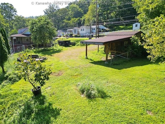 11438 Coal River Road, St Albans, WV 25177