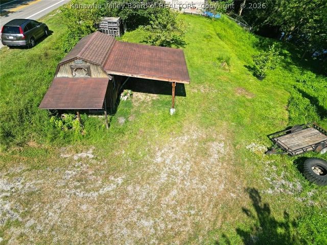 11438 Coal River Road, St Albans, WV 25177
