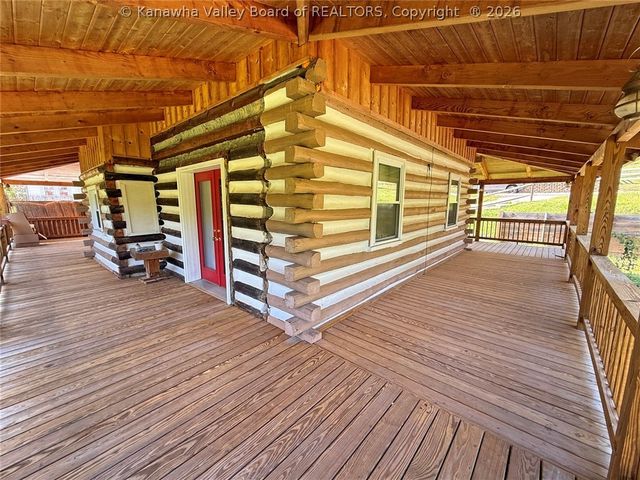 11438 Coal River Road, St Albans, WV 25177