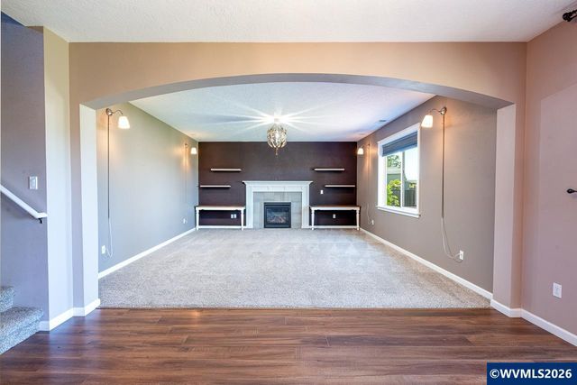 2000 NE Summit Dr, Albany, OR 97321