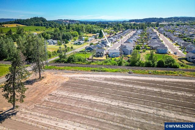 2000 NE Summit Dr, Albany, OR 97321