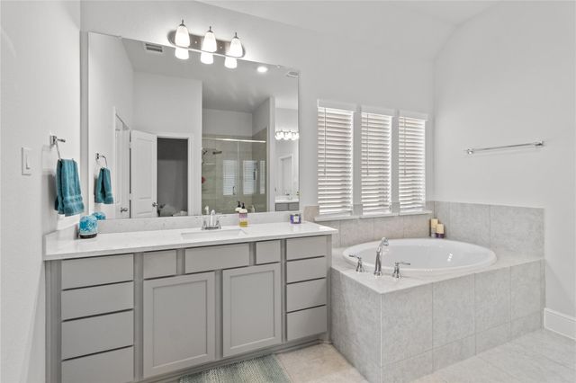 4831 Dove Cove Lane, League City, TX 77573