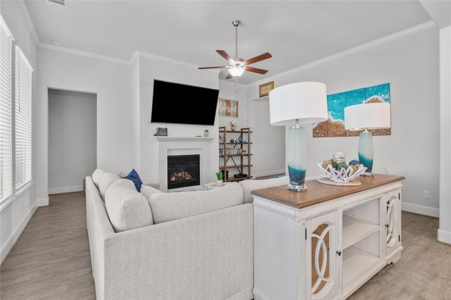 4831 Dove Cove Lane, League City, TX 77573