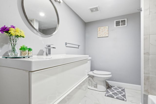 3914 Howley Street, Lawrenceville, PA 15224