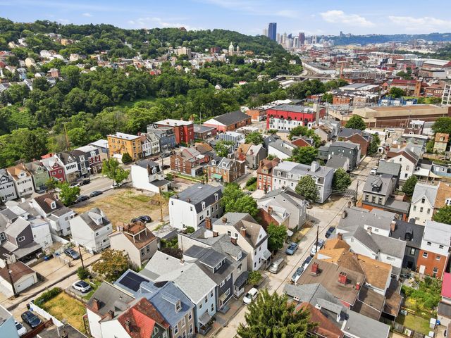 3914 Howley Street, Lawrenceville, PA 15224