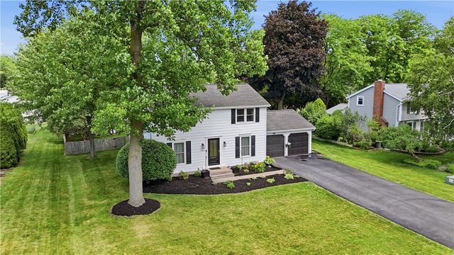 763 Saffron Lane, Webster, NY 14580
